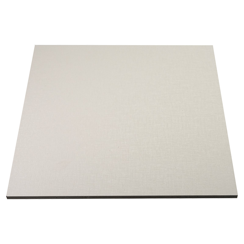 Šířka 1220 mm Barevný PVC dřevoplastový křišťálový panel Vodotěsný žáruvzdorný Květinový vzor odolný proti vlhkosti Zvukotěsný nástěnný panel