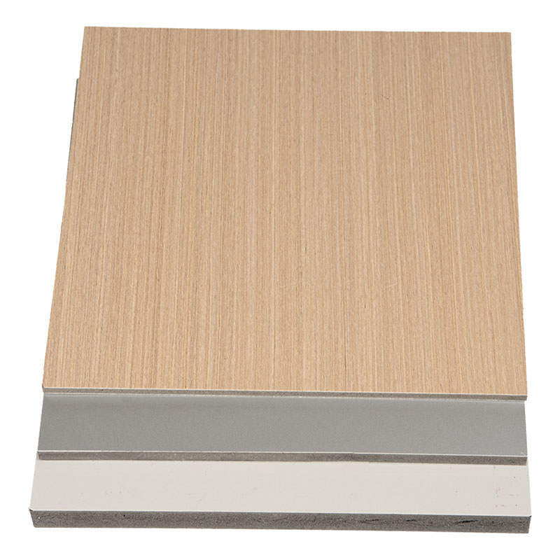 Drážkovaný bezešvý dřevěný nástěnný panel z PVC